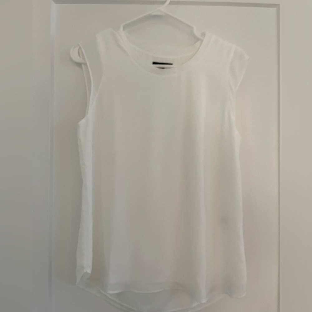 RW & Co Silky Crepe Cap Sleeve White Blouse